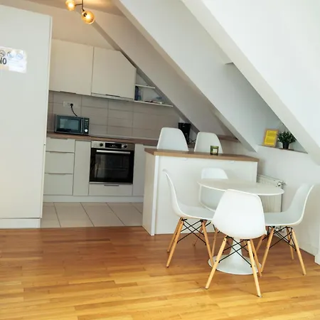 E Apartment Bukarest