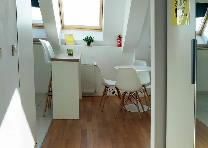 Apartment E